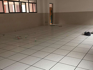 長沙雙勝機房設備有限公司,長沙防靜電地板,長沙防靜電地板價格,機房裝修,機房墻板,防靜電接地